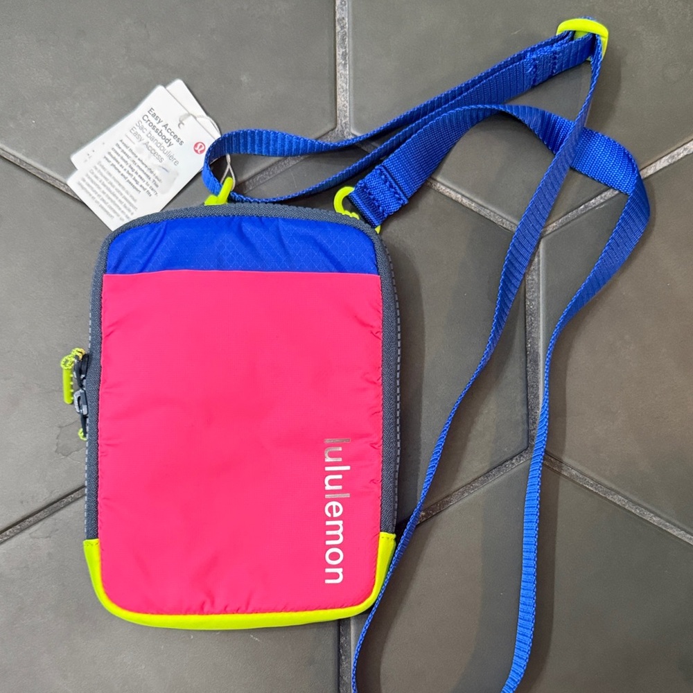 Lululemon Easy Access Crossbody NWT